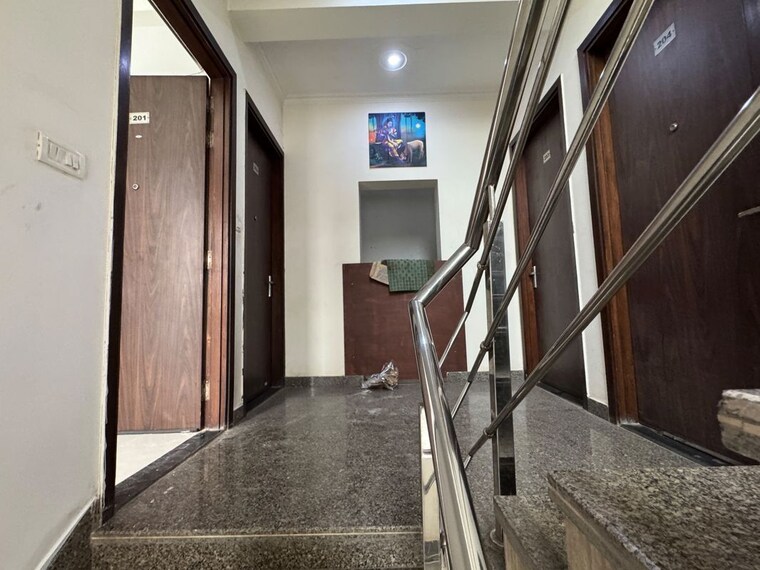 undefined, chattarpur 1 Bedroom 600 Sq.Ft. Apartment In Chattarpur Delhi 10510543