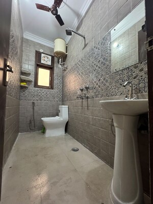 Bathroom in 1 BHK Apartment at Chattarpur – for Rent