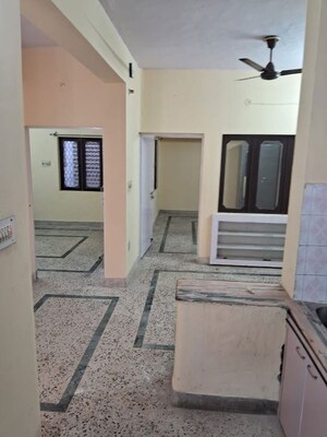 Room in 2 BHK Independent House at Gomti Nagar – for Rent