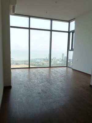 Room in 3 BHK Apartment at Piramal Mahalaxmi, Mahalaxmi – for Rent