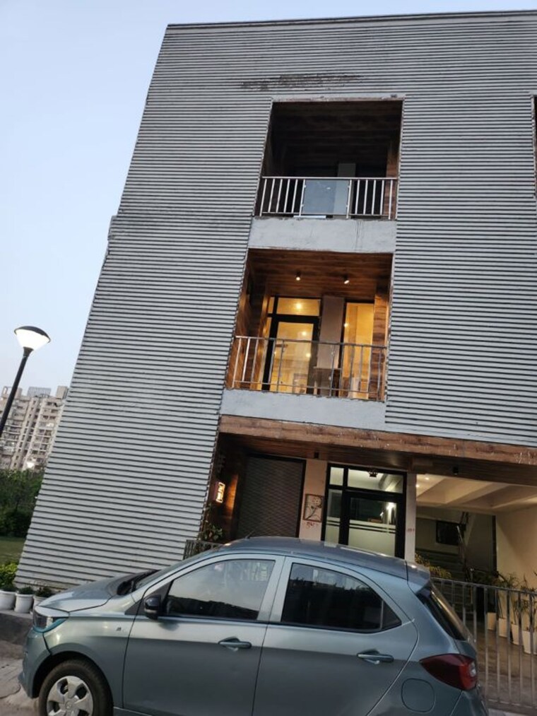 Exterior View, dwarika-raj-garden-city 4 Bedroom 240 Sq.Yd. Apartment In Raj Nagar Extension Ghaziabad 10510642