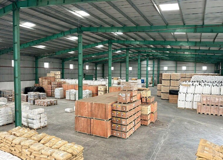 Room, dronagiri Commercial Warehouse 30000 Sq.Ft. In Dronagiri Navi Mumbai 10510639