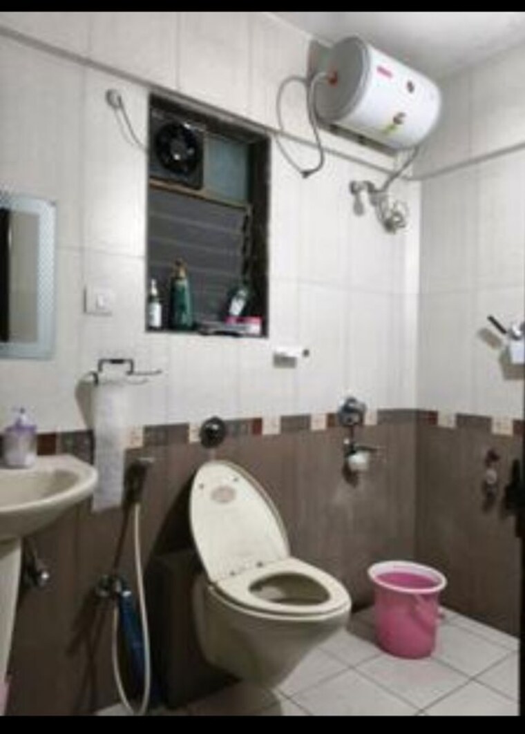 Bathroom, harsh-paradise 2 Bedroom 1200 Sq.Ft. Apartment In Aundh Pune 10510650