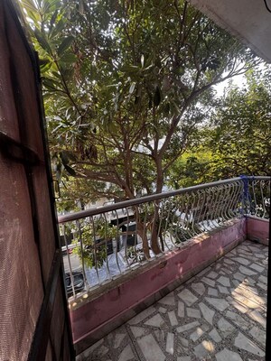 Balcony in 1 RK Builder Floor at Sector 45 – for Rent