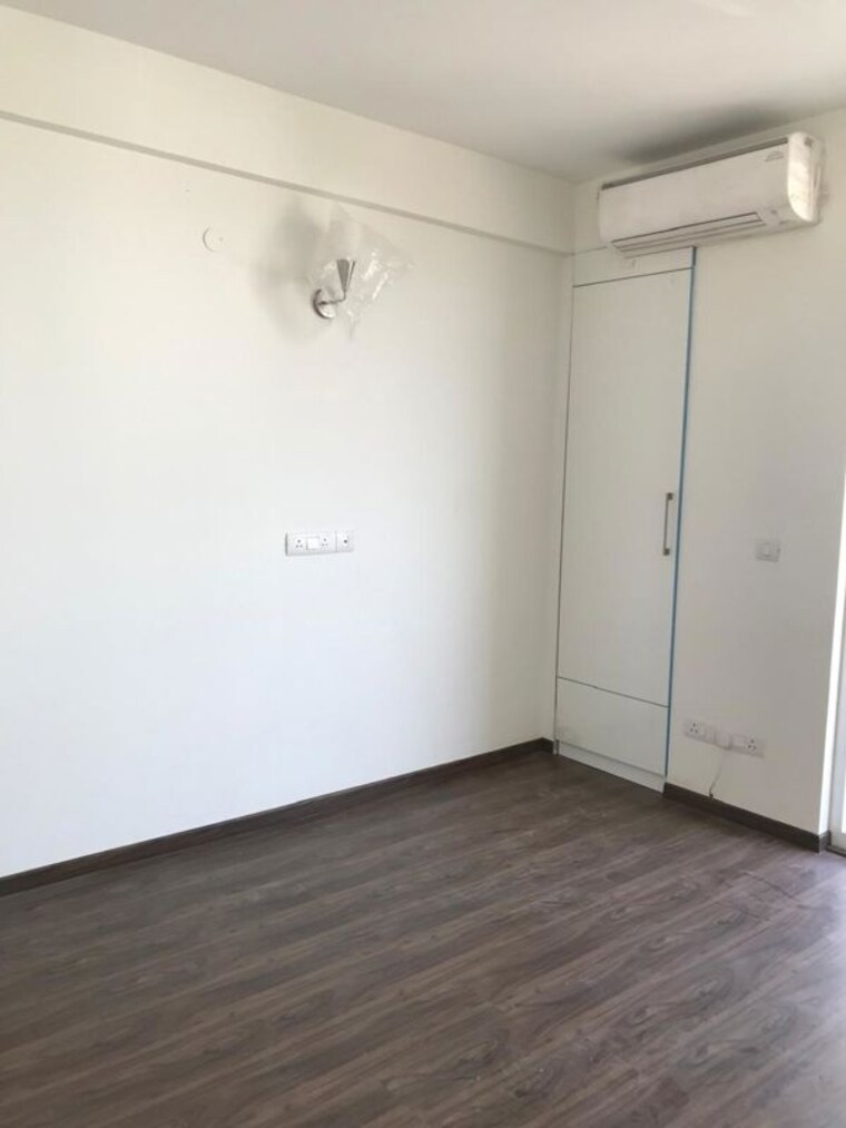 Room, emaar-the-enclave 3 Bedroom 1920 Sq.Ft. Apartment In Sector 66 Gurgaon 10510593