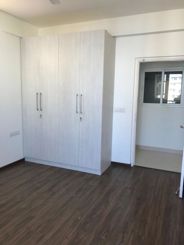 Room, emaar-the-enclave 3 Bedroom 1920 Sq.Ft. Apartment In Sector 66 Gurgaon 10510593