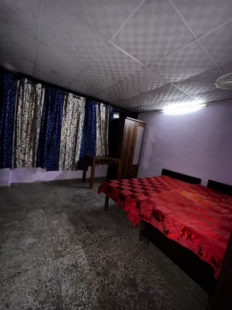 Bedroom, sector 45 1 RK 400 Sq.Ft. Builder Floor In Sector 45 Gurgaon 10510665