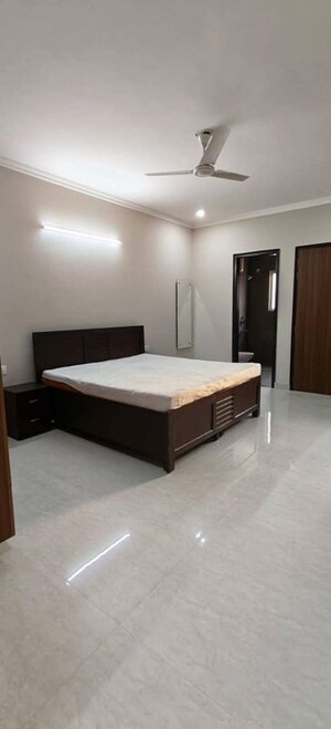 1 RK Builder Floor For Rent in Mohyal Colony