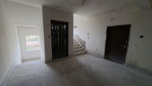 Room in 2 BHK Apartment at Sodepur – for Sale