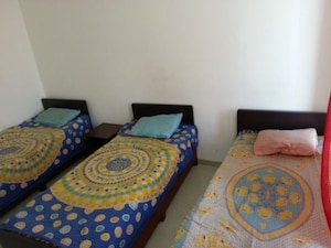 Bedroom in  Pg at Nesco – for Rent