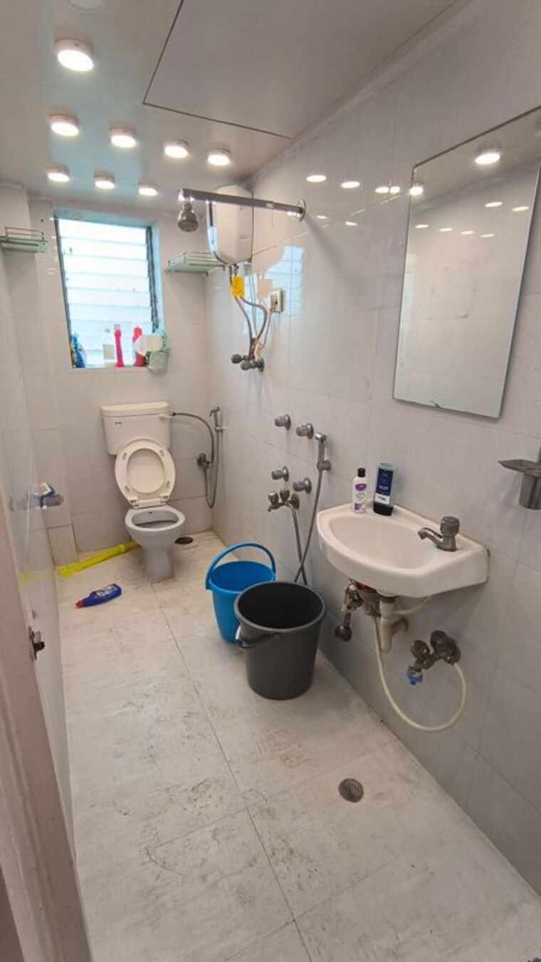 Bathroom, dairy colony 1 Bedroom 650 Sq.Ft. Apartment In Dairy Colony Mumbai 10442640