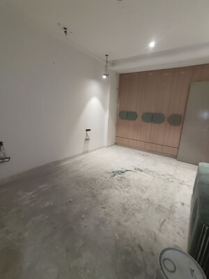 Room in 3 BHK Builder Floor at Vikas Puri – for Sale