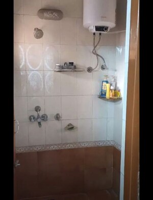 Bathroom in 1 RK Builder Floor at Sector 49 – for Rent