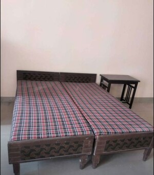Bedroom in 1 RK Builder Floor at Sector 18 – for Rent