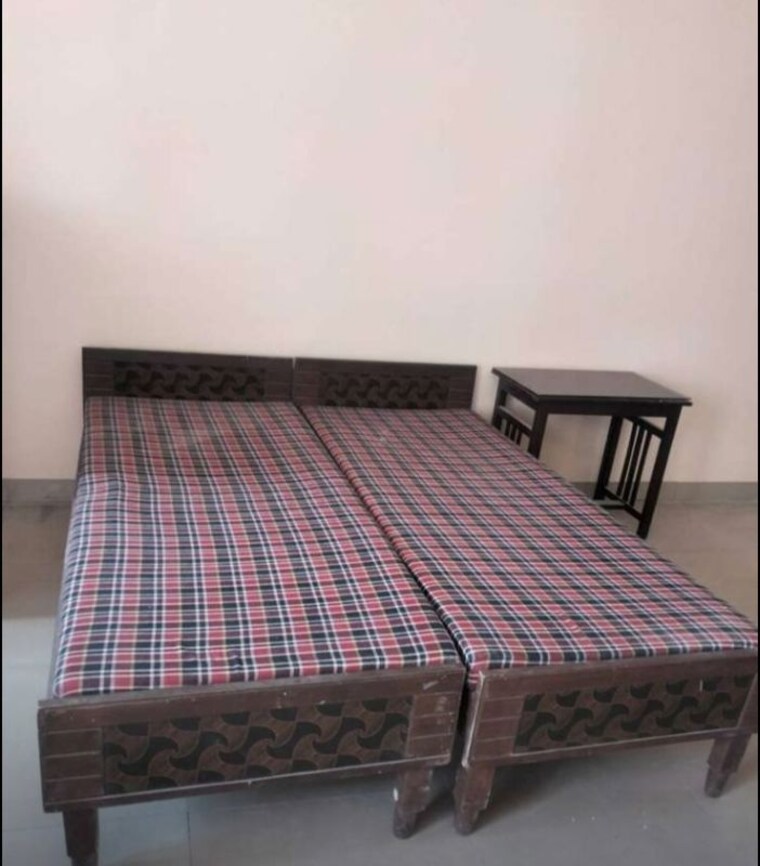 Bedroom, sector 18 1 RK 550 Sq.Ft. Builder Floor In Sector 18 Chandigarh 10510931