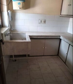 Bathroom in 1 RK Builder Floor at Sector 18 – for Rent