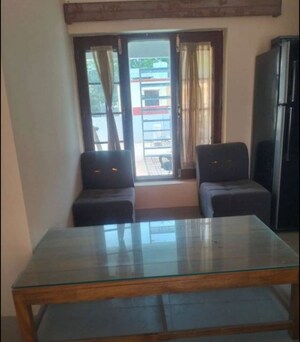 1 RK Builder Floor For Rent in Sector 18