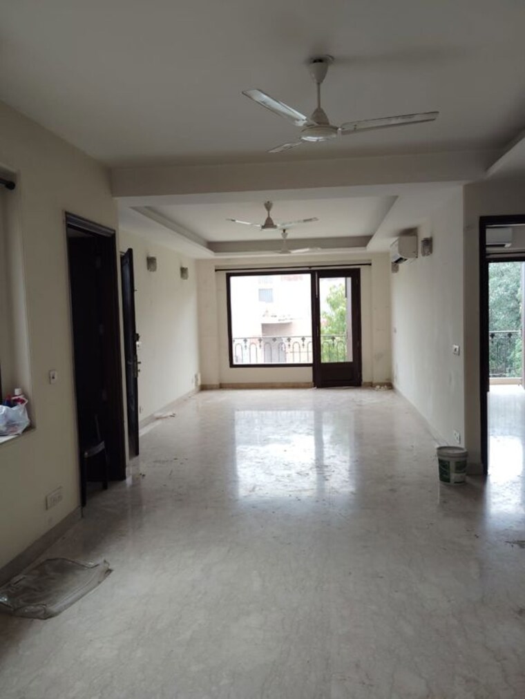 Room, vasant kunj 4 Bedroom 2000 Sq.Ft. Apartment In Vasant Kunj Delhi 10510932