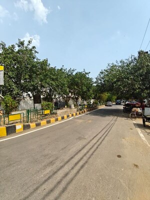  Plot For Sale in Vasundhara Sector 9