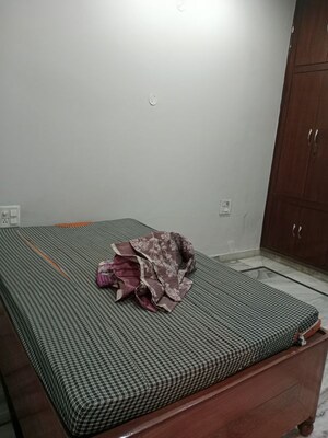 2 BHK Builder Floor For Rent in Sector 25