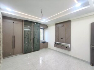 Room in 3 BHK Apartment at Muthyala Reddy Nagar – for Sale