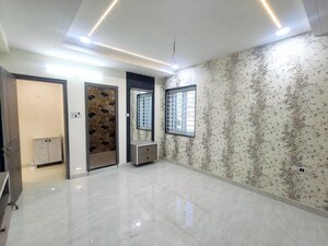 Room in 3 BHK Apartment at Muthyala Reddy Nagar – for Sale