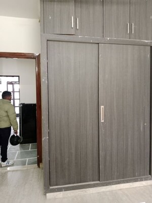 Room in 2 BHK Builder Floor at Ansals Sushant City – for Rent