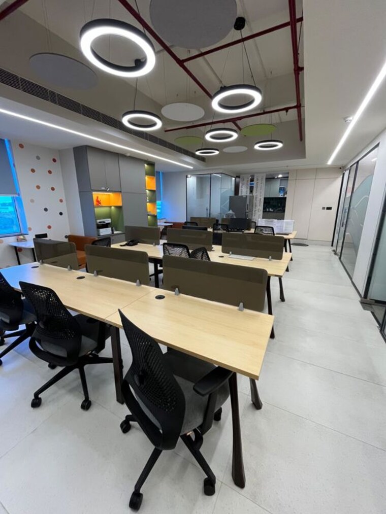 Team Area, sector 54 Commercial Office Space 3300 Sq.Ft. In Sector 54 Gurgaon 10510955