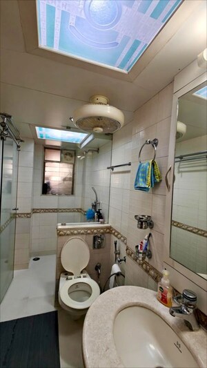 Bathroom in 4 BHK Apartment at 36 Turner Road, Bandra West – for Sale