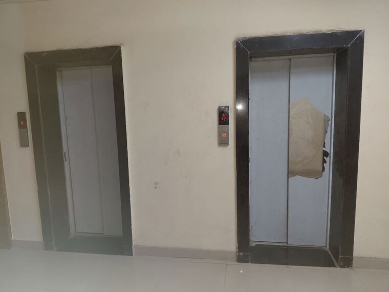 Room, ace-falcon 1 Bedroom 700 Sq.Ft. Apartment In Kasarvadavali Thane 10510968