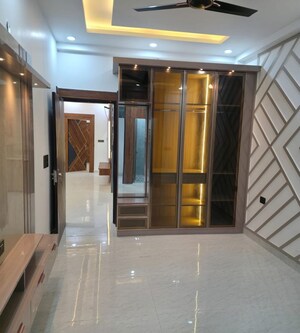 Building Lobby in 3 BHK Builder Floor at Aman Plaza, Shakti Khand iv – for Rent