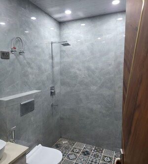 Bathroom in 3 BHK Builder Floor at Aman Plaza, Shakti Khand iv – for Rent