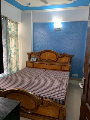 Bedroom in 2 BHK Apartment at Amrapali Eden Park, Sector 50 – for Rent