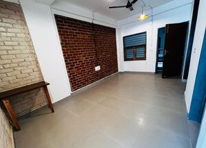 Room in 3 BHK Builder Floor at Sector 23 – for Rent