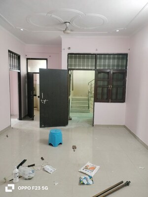 Room in 2 BHK Builder Floor at Vibhav Khand – for Rent
