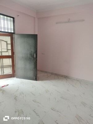 Room in 2 BHK Builder Floor at Vibhav Khand – for Rent