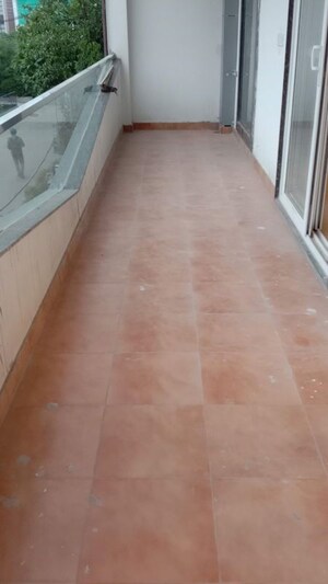 Balcony in 2 BHK Builder Floor at Sector 23 – for Rent