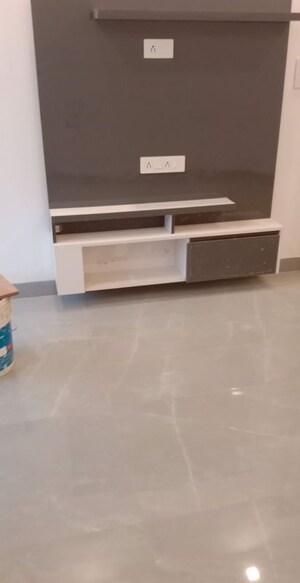 Room in 2 BHK Builder Floor at Sector 23 – for Rent