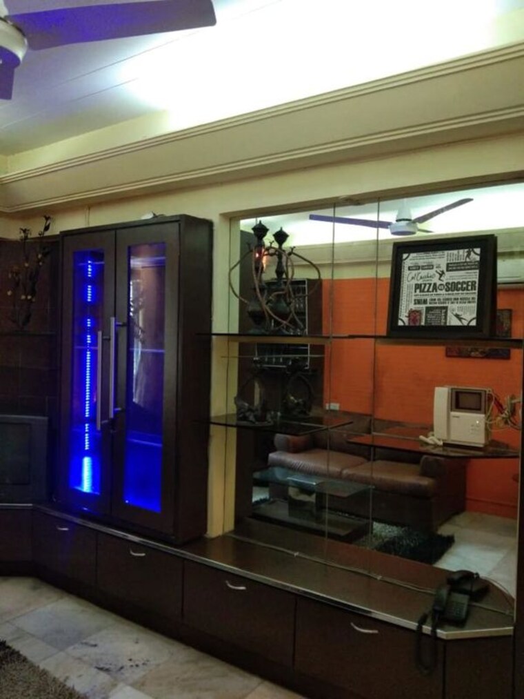 Gym, milton-apartment 2 Bedroom 800 Sq.Ft. Apartment In Juhu Mumbai 10511115