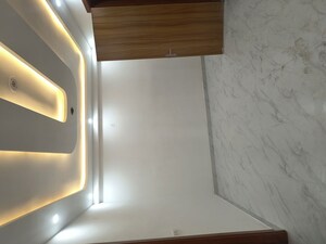 Furnished Amenities in 1.5 BHK Builder Floor at Lajpat Nagar I – for Rent