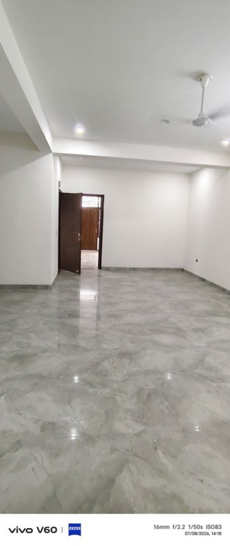 Room, sector 105 3 Bedroom 300 Sq.Mt. Independent House In Sector 105 Noida 10511128