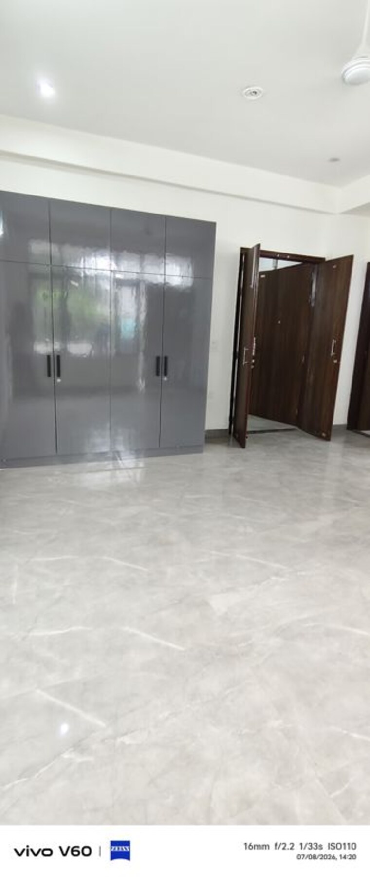 Room, sector 105 3 Bedroom 300 Sq.Mt. Independent House In Sector 105 Noida 10511128
