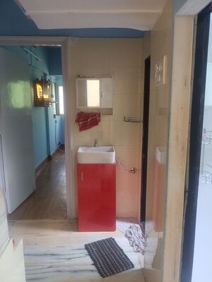 Bathroom in 1.5 BHK Apartment at Jb Nagar – for Rent