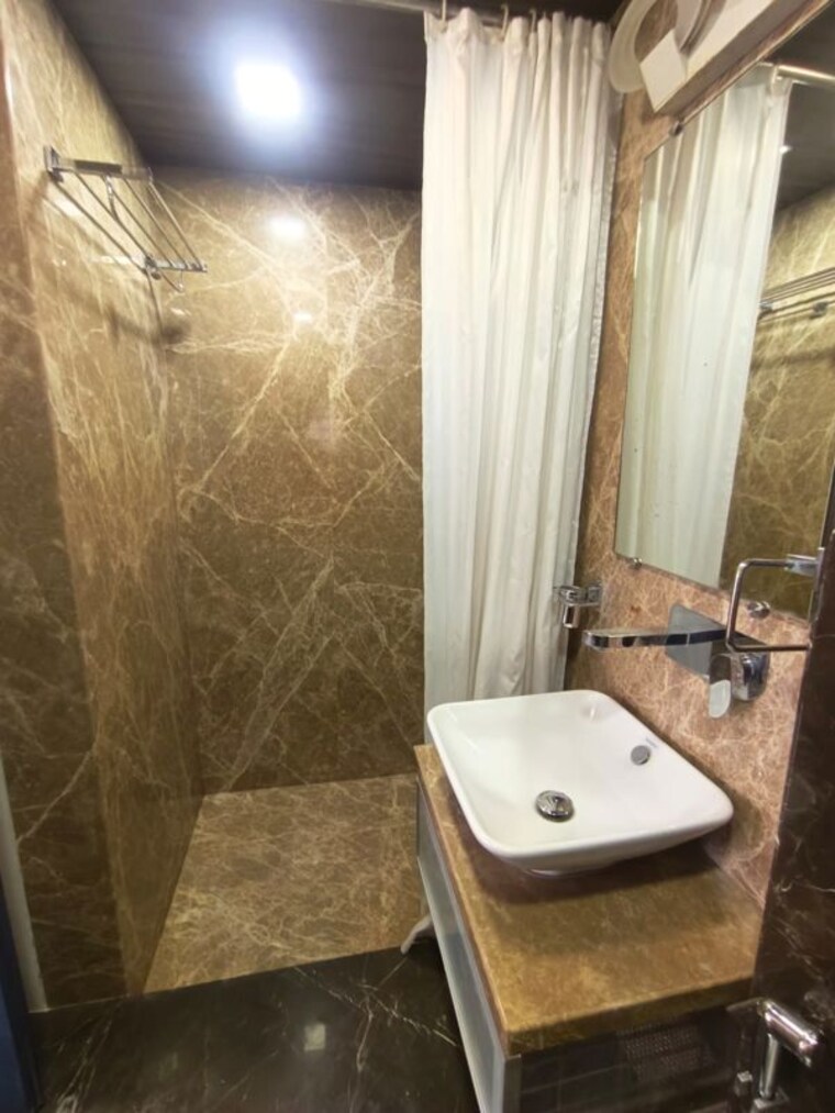 Bathroom, sabari-shikhar 3 Bedroom 1225 Sq.Ft. Apartment In Chembur Mumbai 10511140