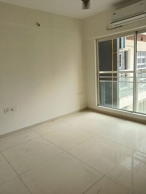 1 BHK Apartment For Rent in Sugee Atharva, Prabhadevi