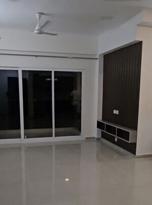  Apartment For Sale in Amrapali Verona Heights Phase II, Amrapali Leisure Valley