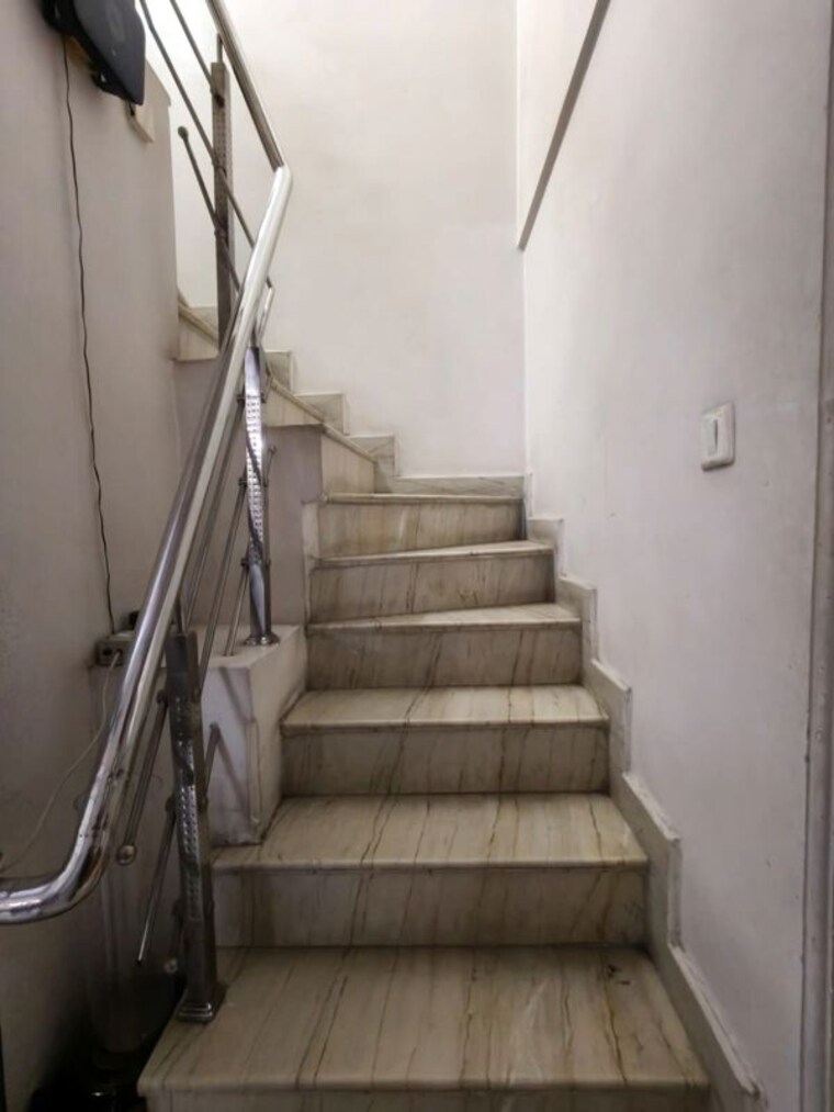 undefined, pitampura 4 Bedroom 1550 Sq.Ft. Builder Floor In Pitampura Delhi 10511274
