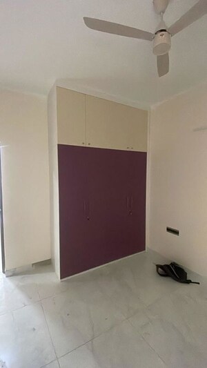 Room in 3 BHK Apartment at Sumadhura Olumpus, Nanakramguda – for Rent