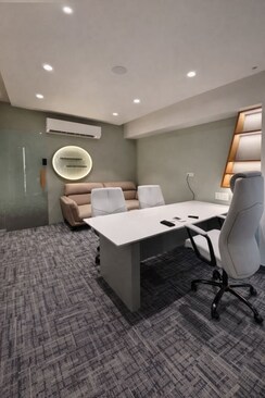 Office Space For Rent in Skyblu 72 Corp