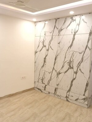Room in 3 BHK Builder Floor at Choma – for Rent
